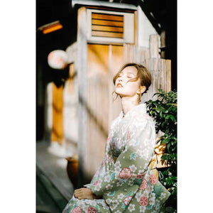 四季折々に合わせた着物で祇園を散策体験＠京都